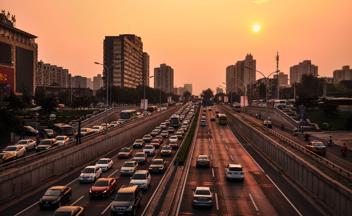 Dual cloud Macs: Hong Kong node archives, Canada node Fastlane upload