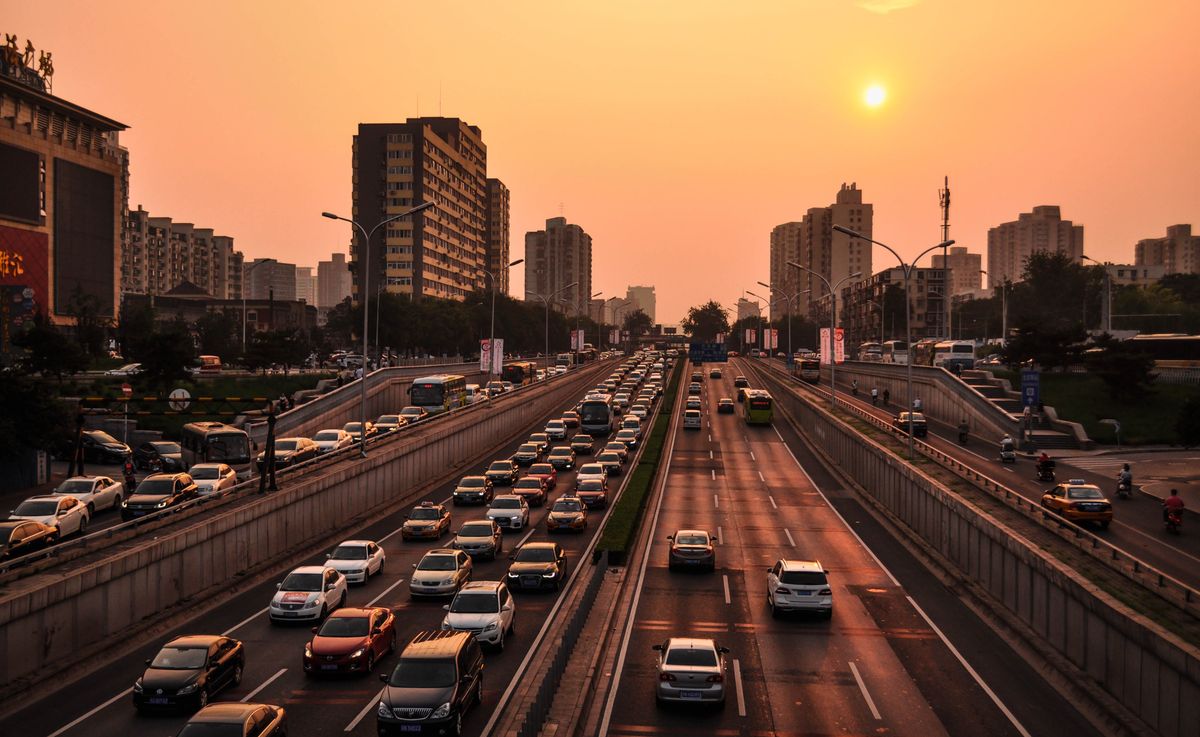 Same Budget Mac vs Windows: What Actually Differs? A Real-World Test