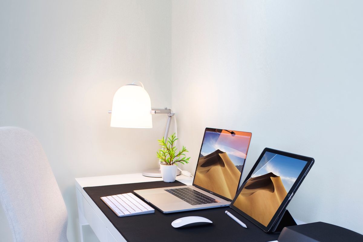 2026 MacBook Ultra와 MacBook Pro 고급 제품 라인 대조
